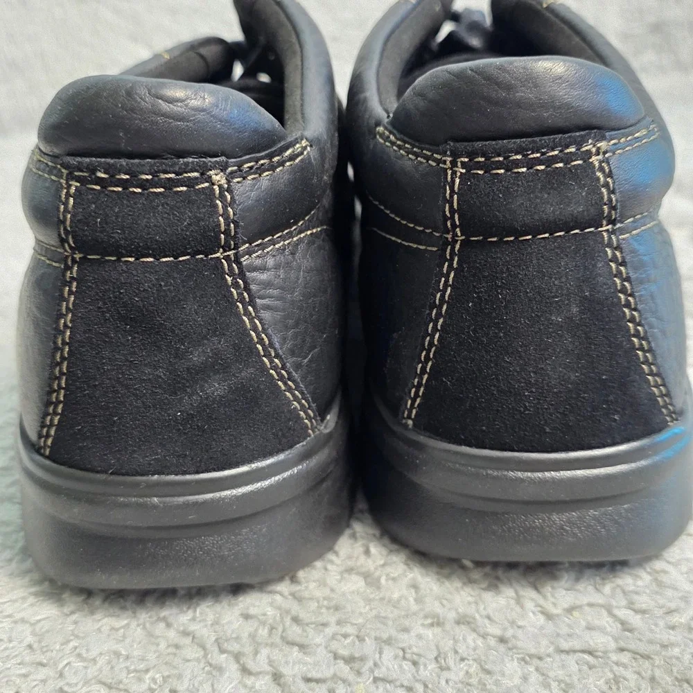 Clarks Collection Mens 12 WIDE Black Pebbled Leather Lace Up‎ Chukka Boots NEW